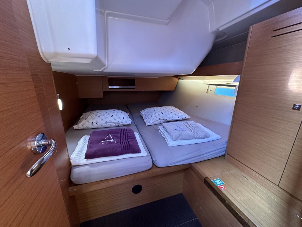 Dufour 430 GL Kummsal