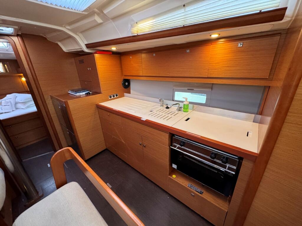 Dufour 430 GL Levan