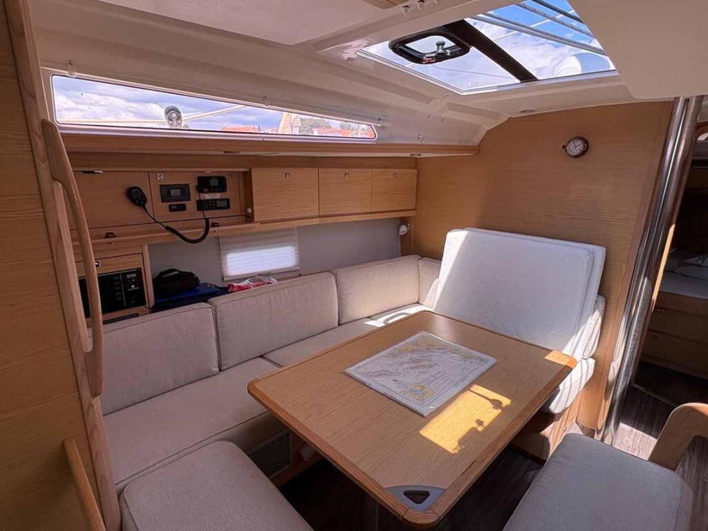 Dufour 430 Ansomo