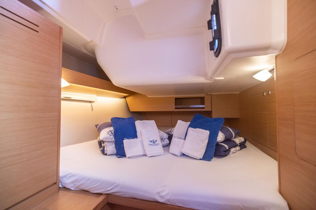 Dufour 430 Catacea