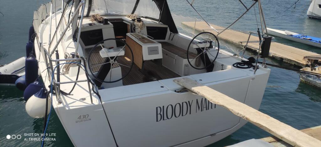 Dufour 430 Bloody Mary