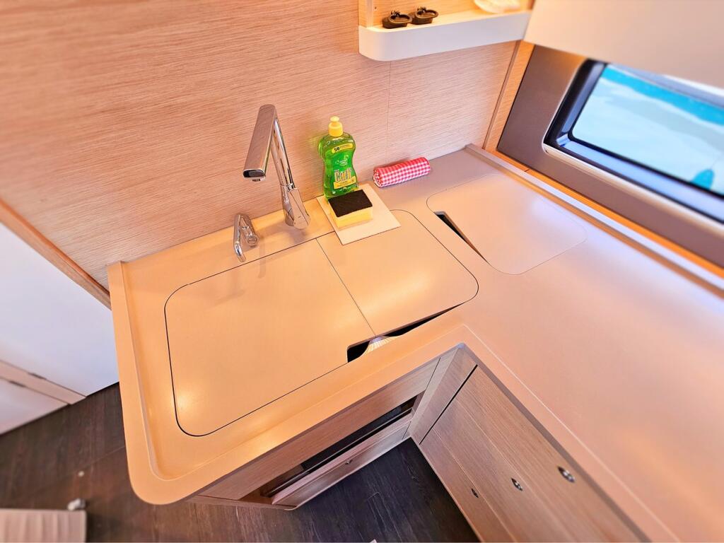 Dufour 44 Adagio