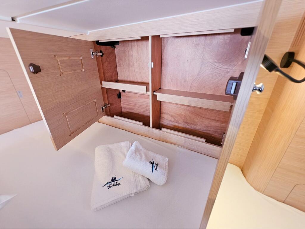 Dufour 44 Adagio