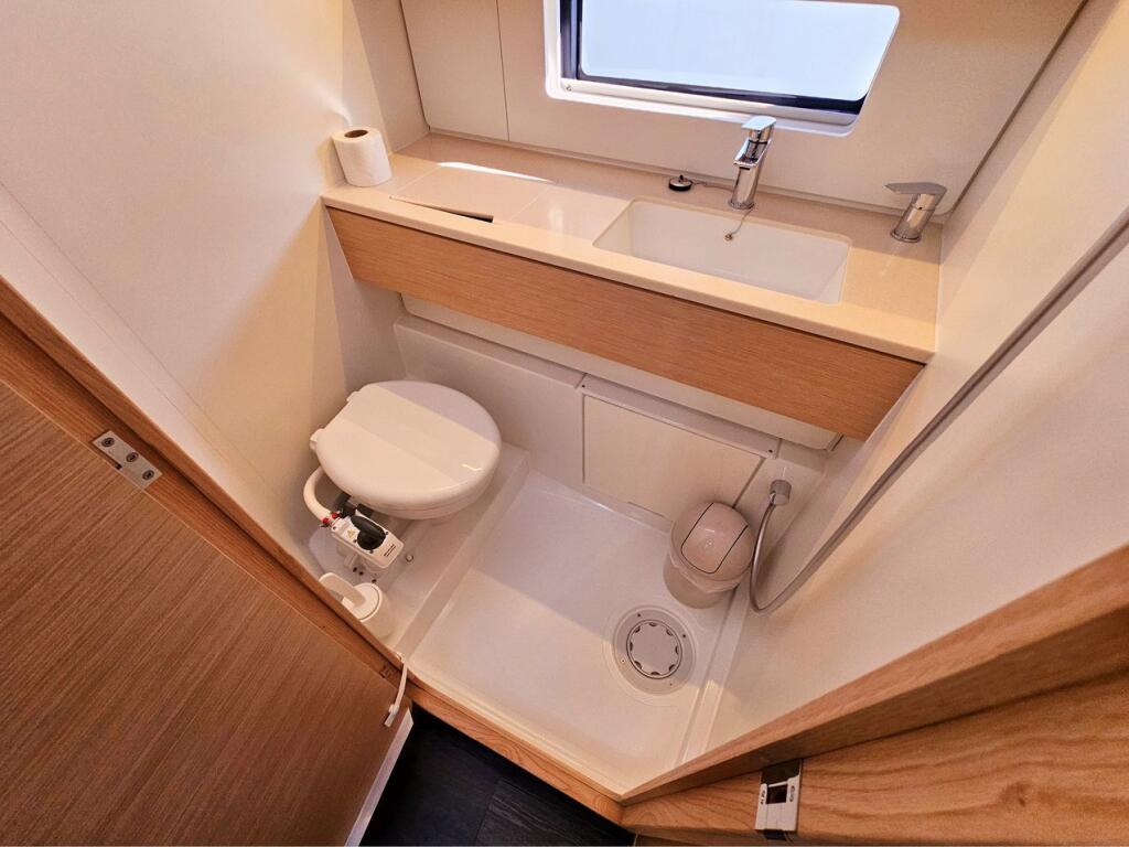 Dufour 44 Adagio