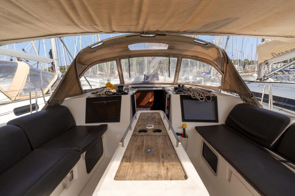 Dufour 460 GL DOTTEREL 