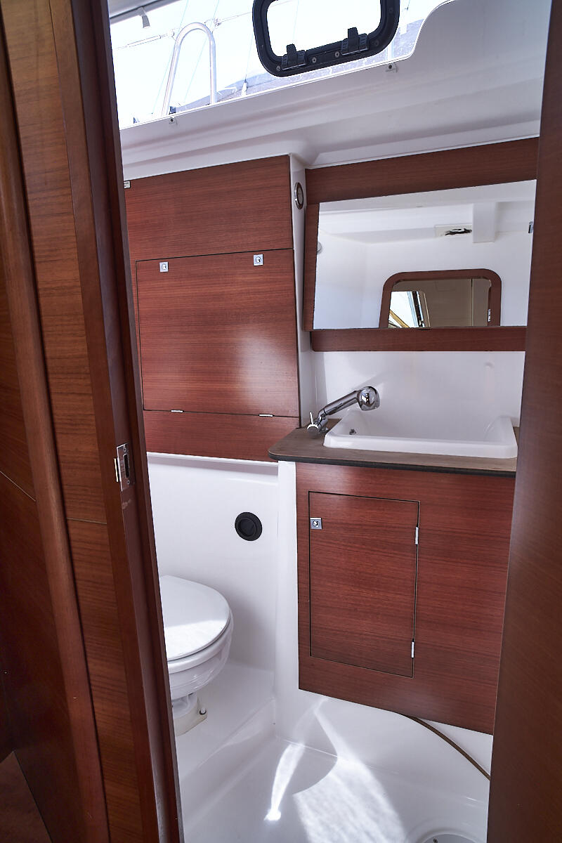 Dufour 460 GL Aruna