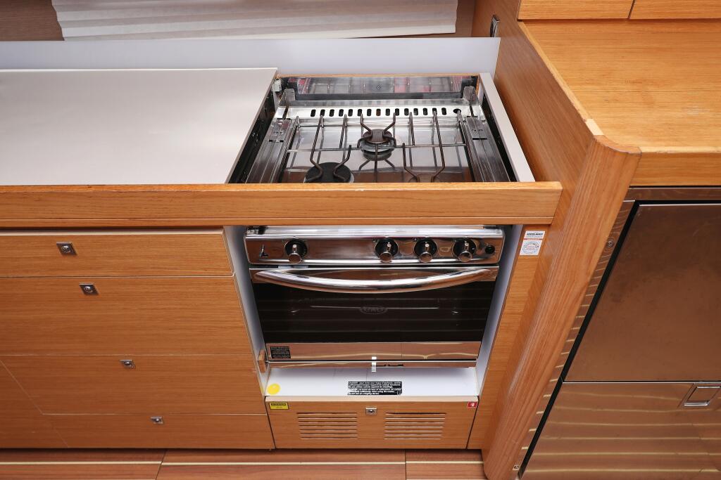 Dufour 460 GL Chuck