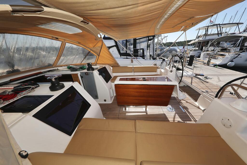 Dufour 460 GL Siri