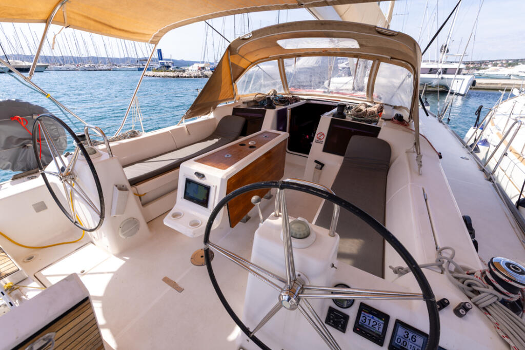 Dufour 460 GL Erco