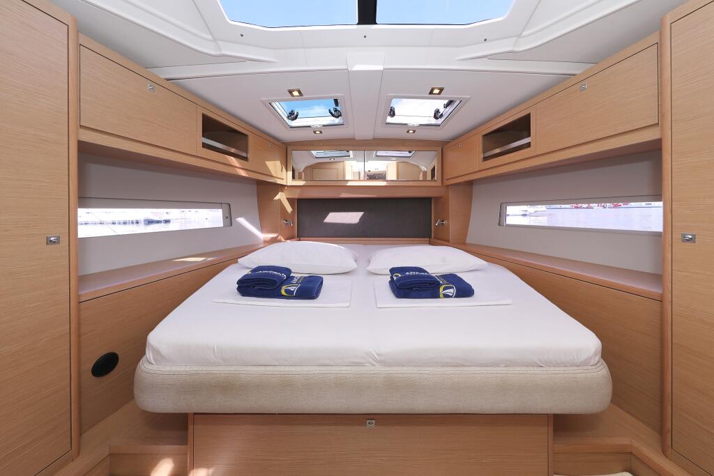 Dufour 470 Jolie