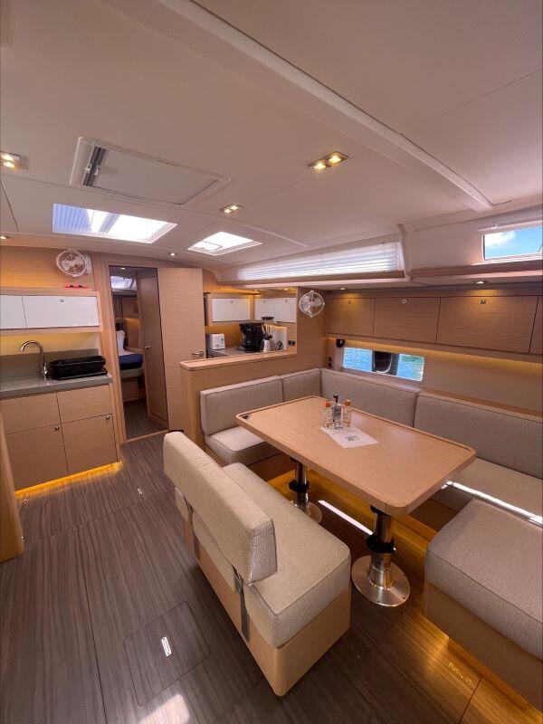 Dufour 470 Shandy Breeze