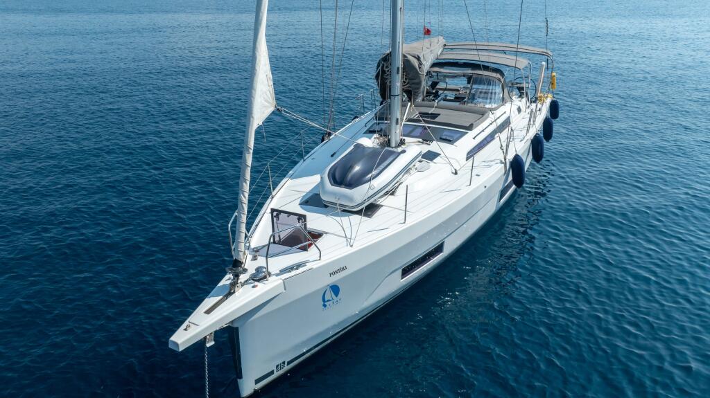 Dufour 470 Pontika