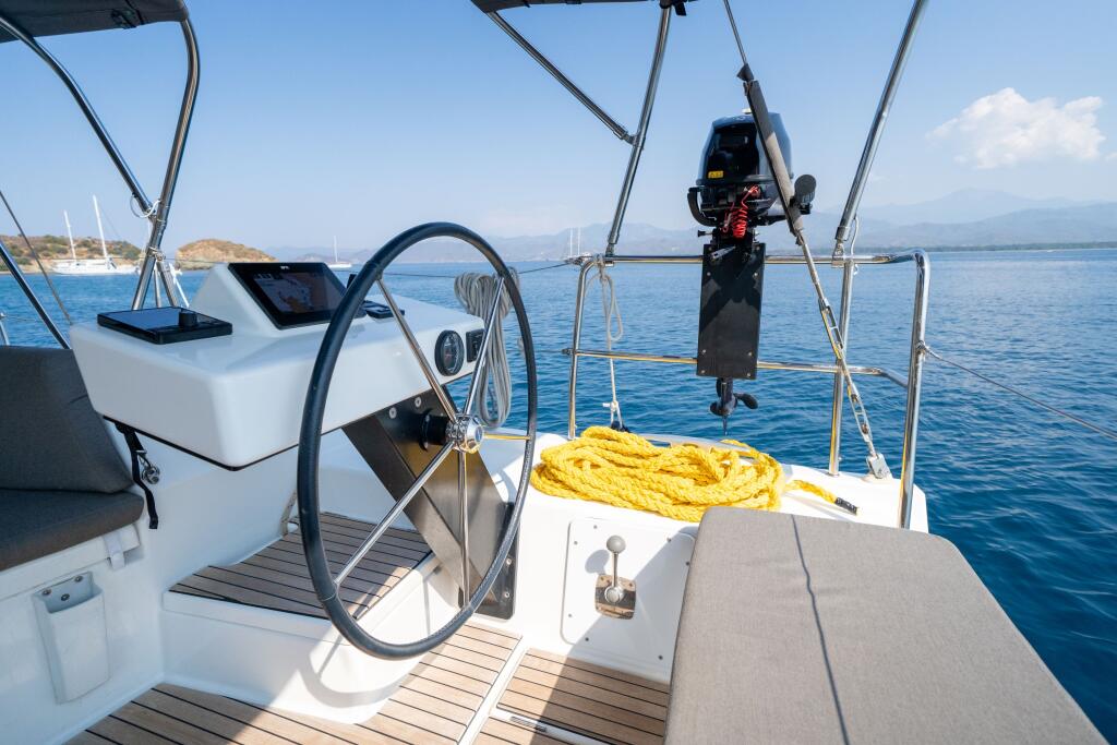 Dufour 470 Pontika