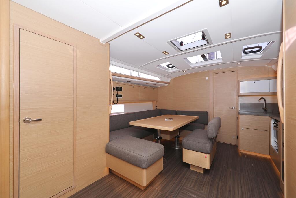 Dufour 470 Polar Flow
