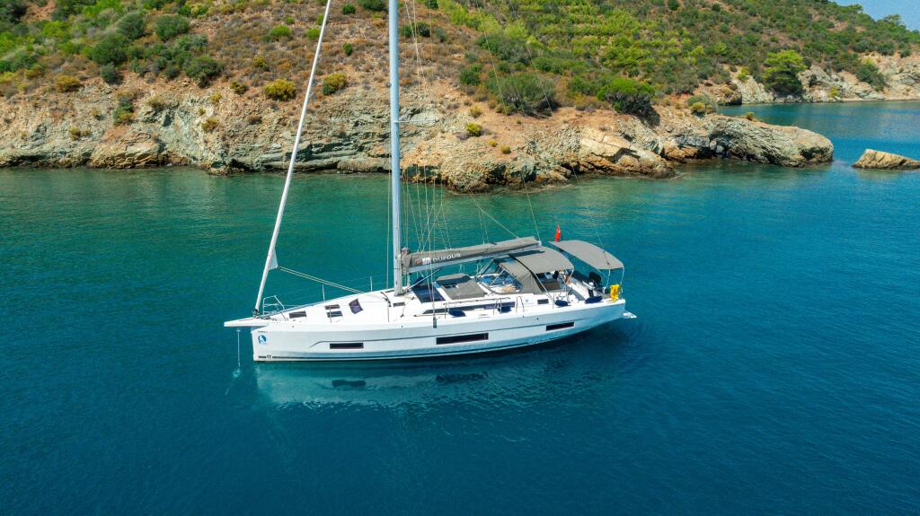 Dufour 470 Gusto 7