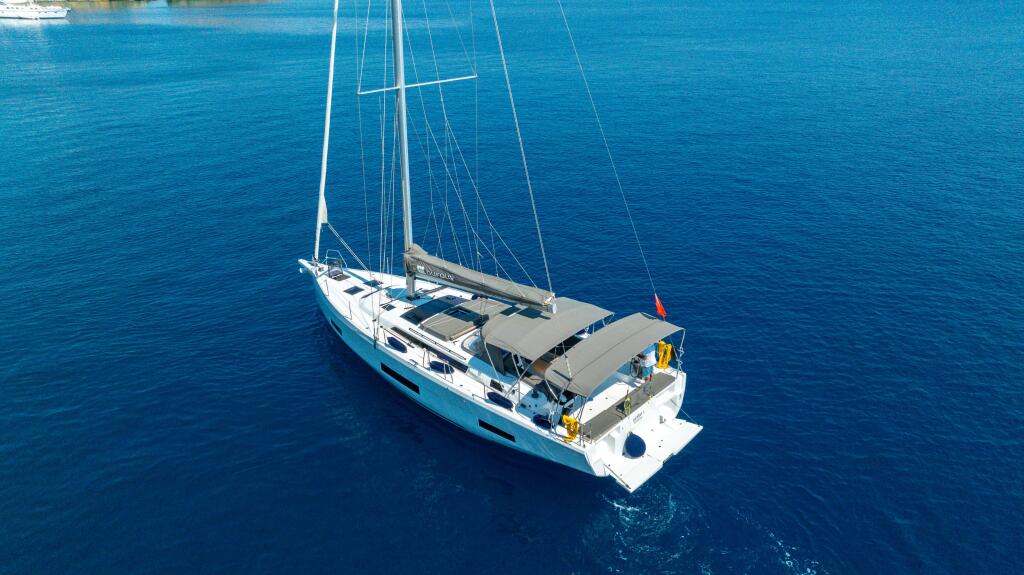 Dufour 470 Gusto 7