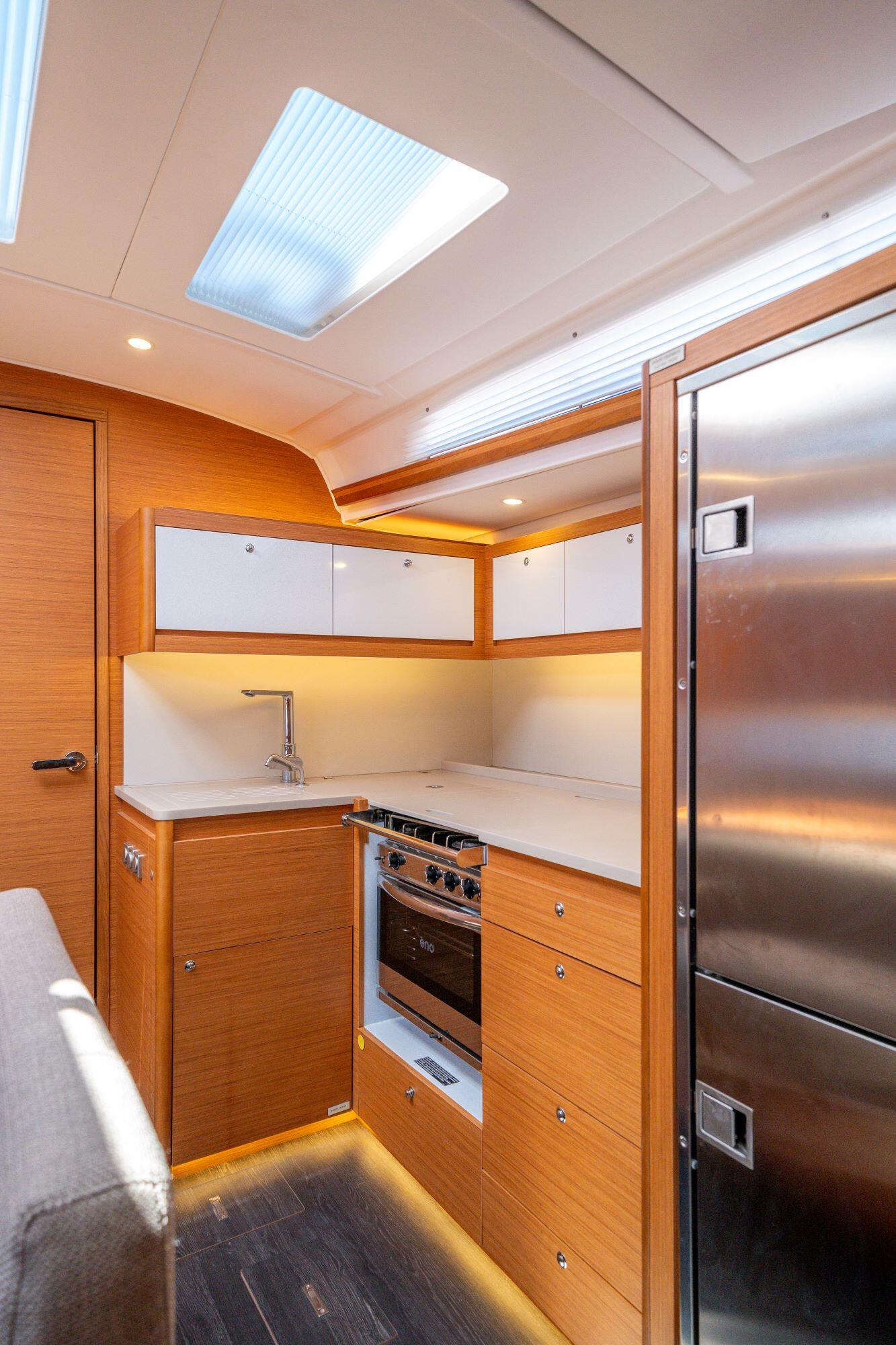 Dufour 470 Gusto 7