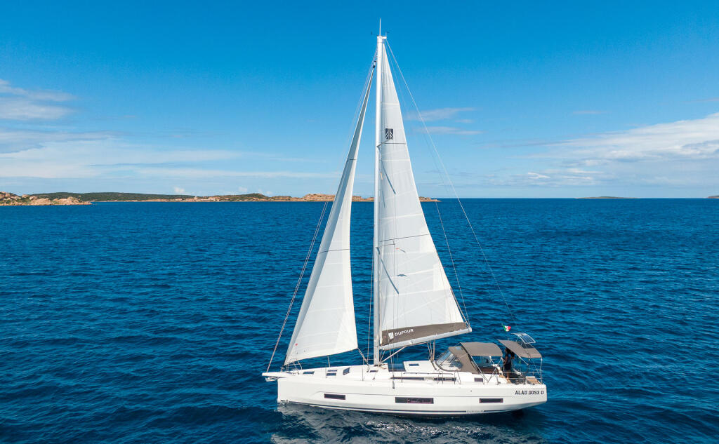 Dufour 470 Dione