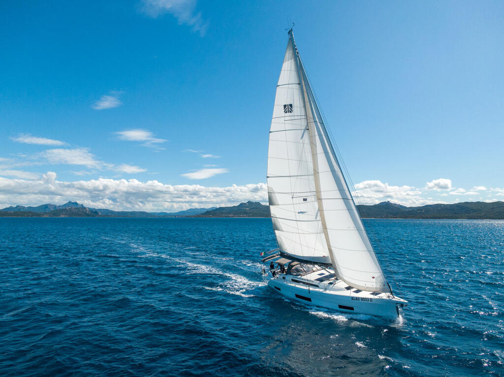 Dufour 470 Dione