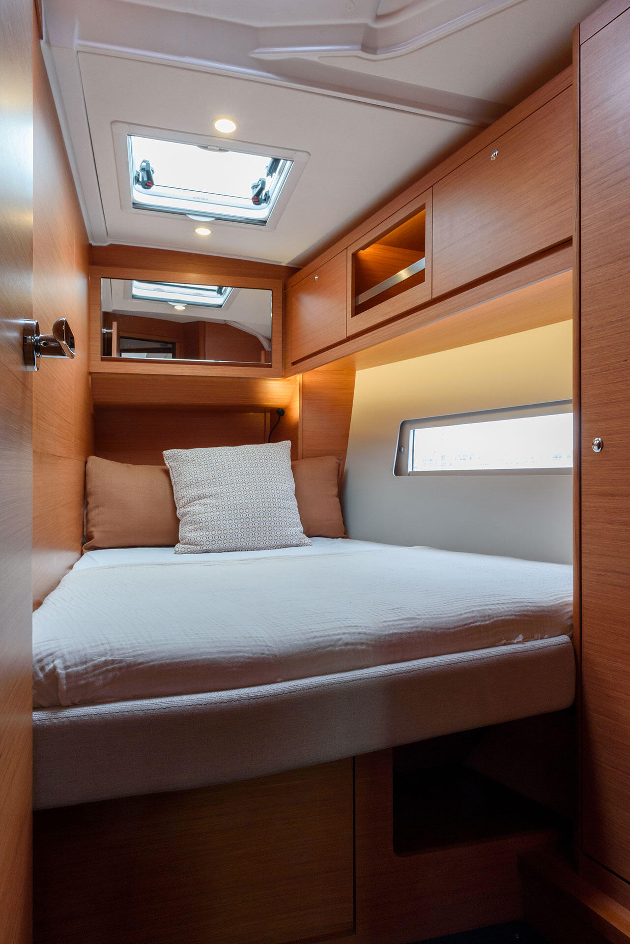 Dufour 470 Dione