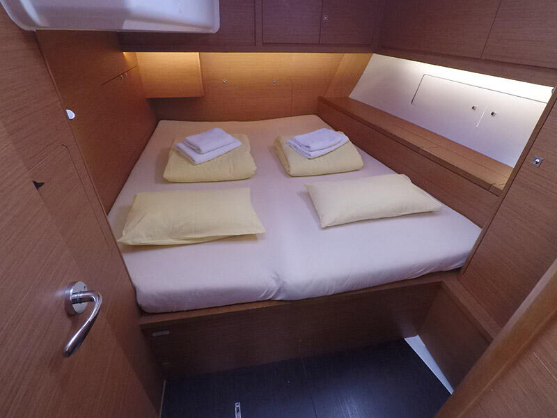 Dufour 470 Adelante