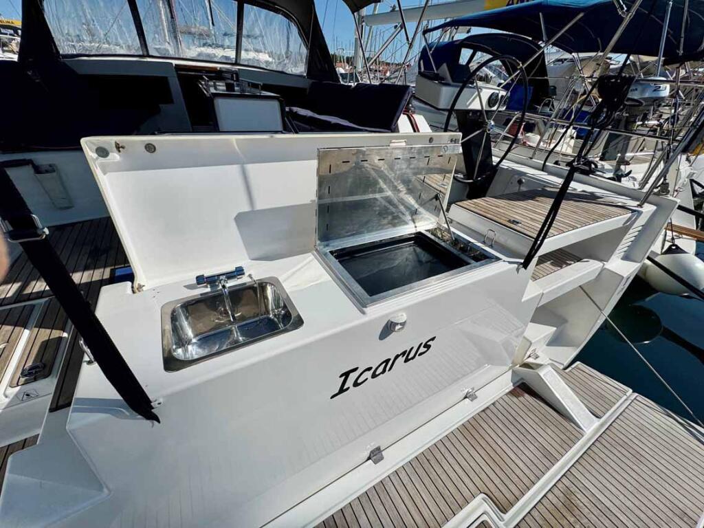 Dufour 470 Icarus