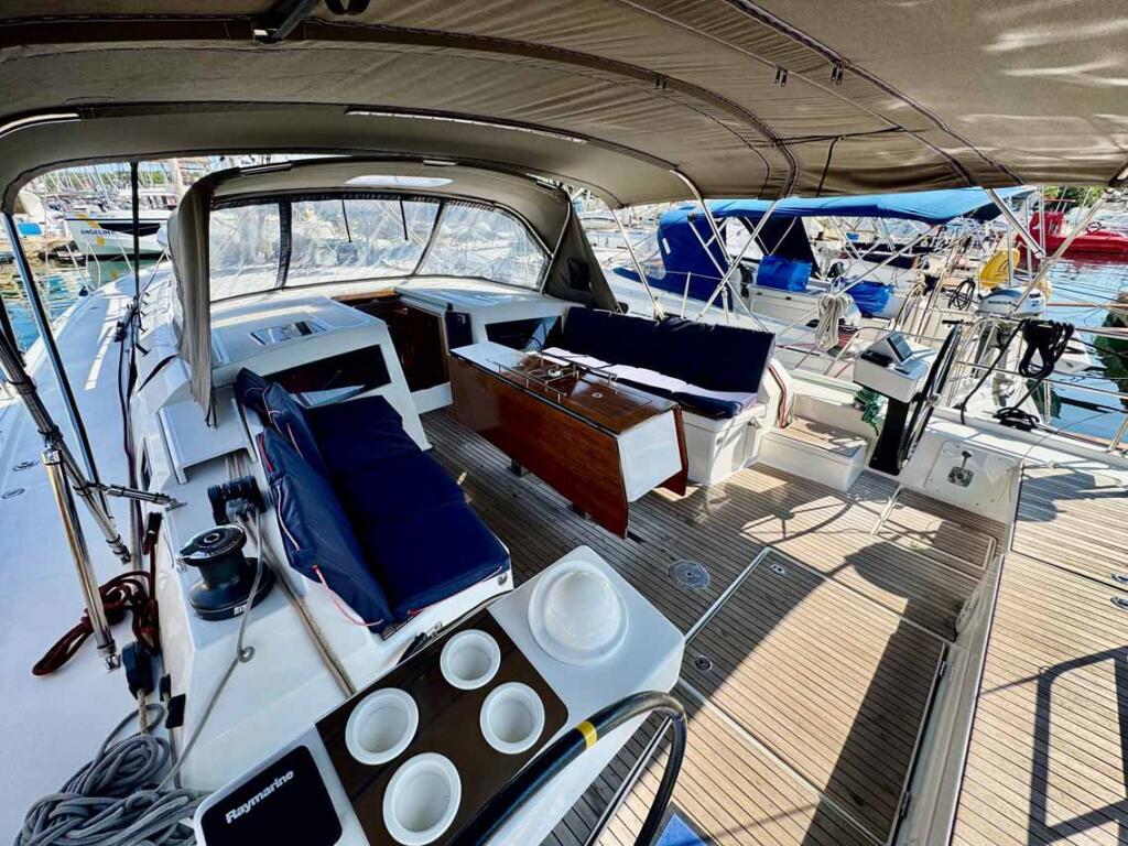 Dufour 470 Icarus