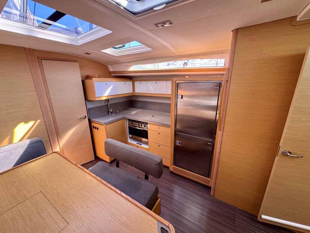 Dufour 470 Icarus