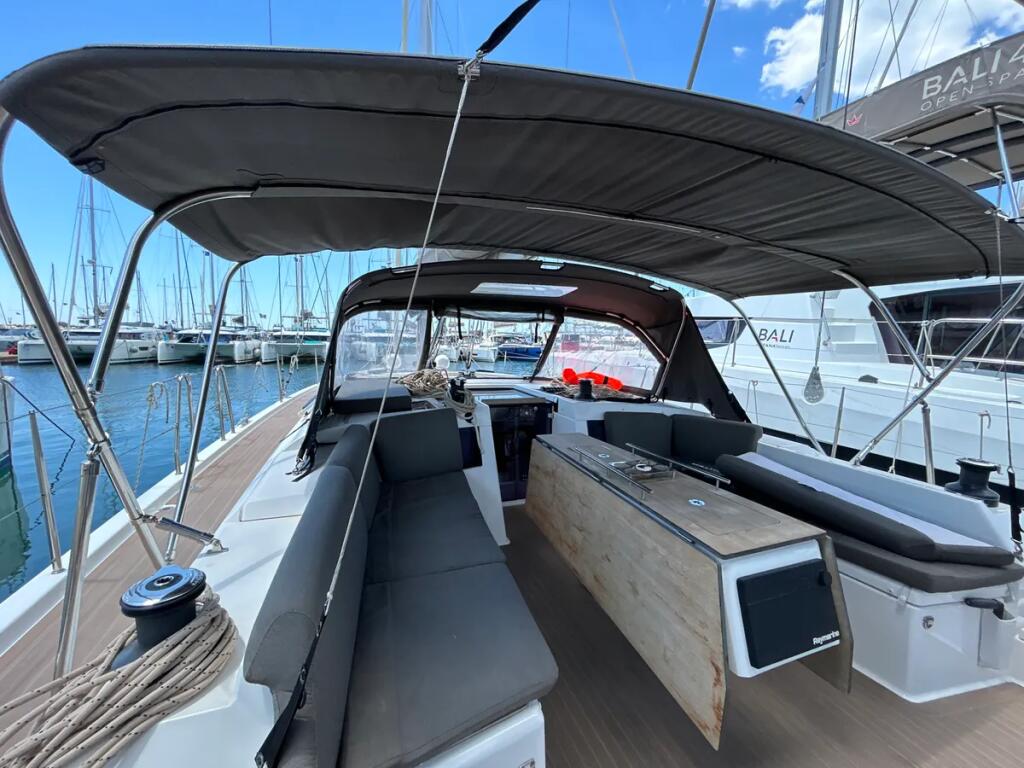 Dufour 470 Emma