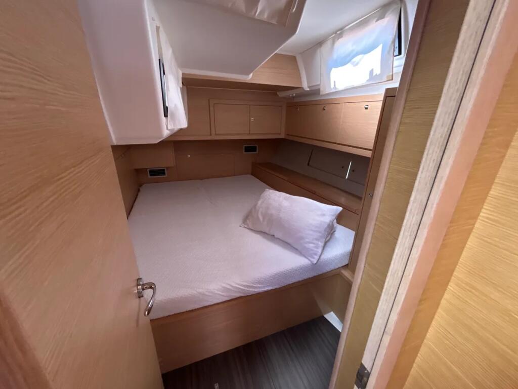 Dufour 470 Emma