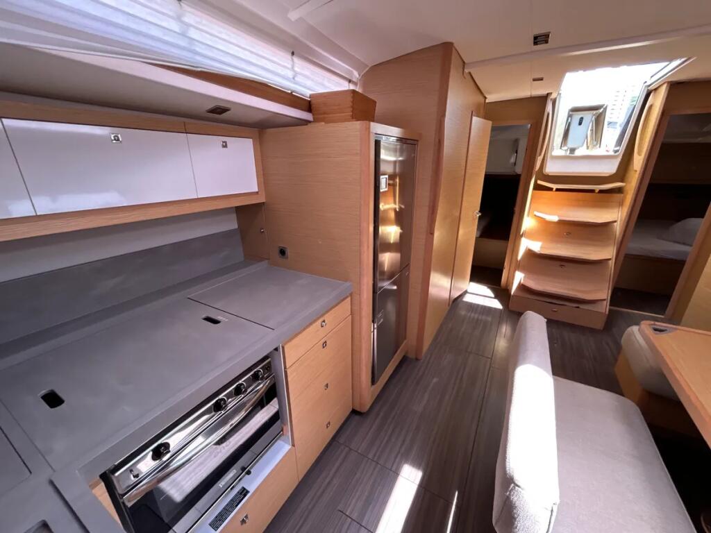 Dufour 470 Emma