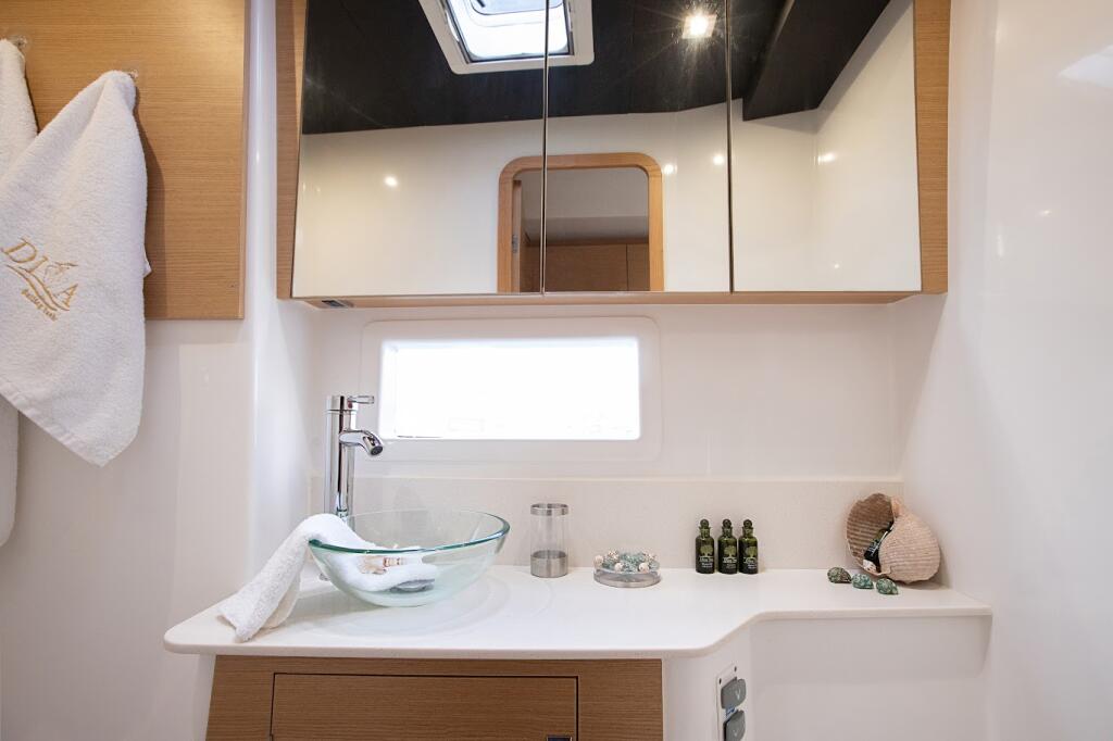 Dufour 48 Catamaran Diva