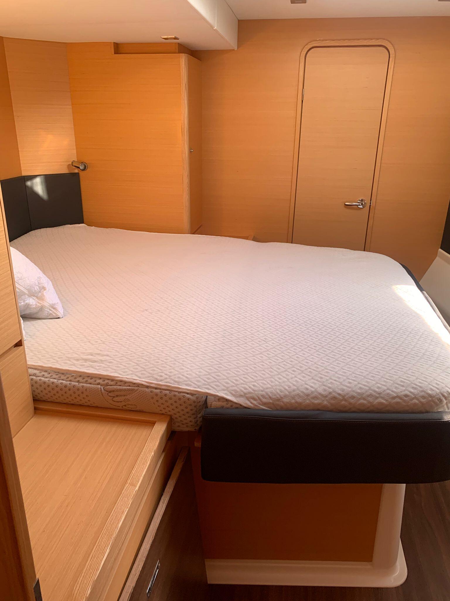 Dufour 48 Catamaran Eden Planet
