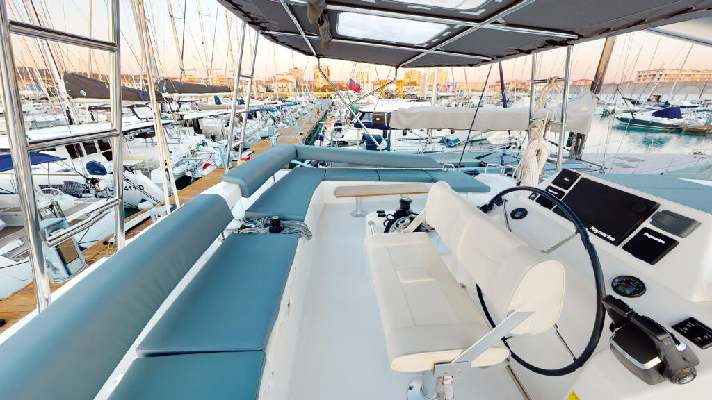Dufour 48 Catamaran Vittoria