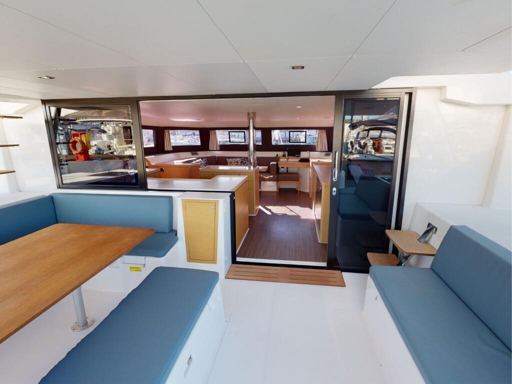 Dufour 48 Catamaran Vittoria