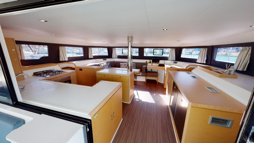 Dufour 48 Catamaran Vittoria