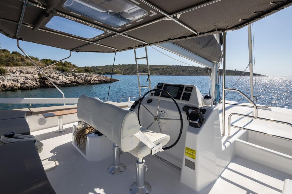 Dufour 48 Catamaran Cat