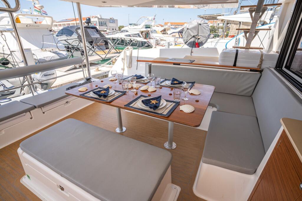 Dufour 48 Catamaran Freya