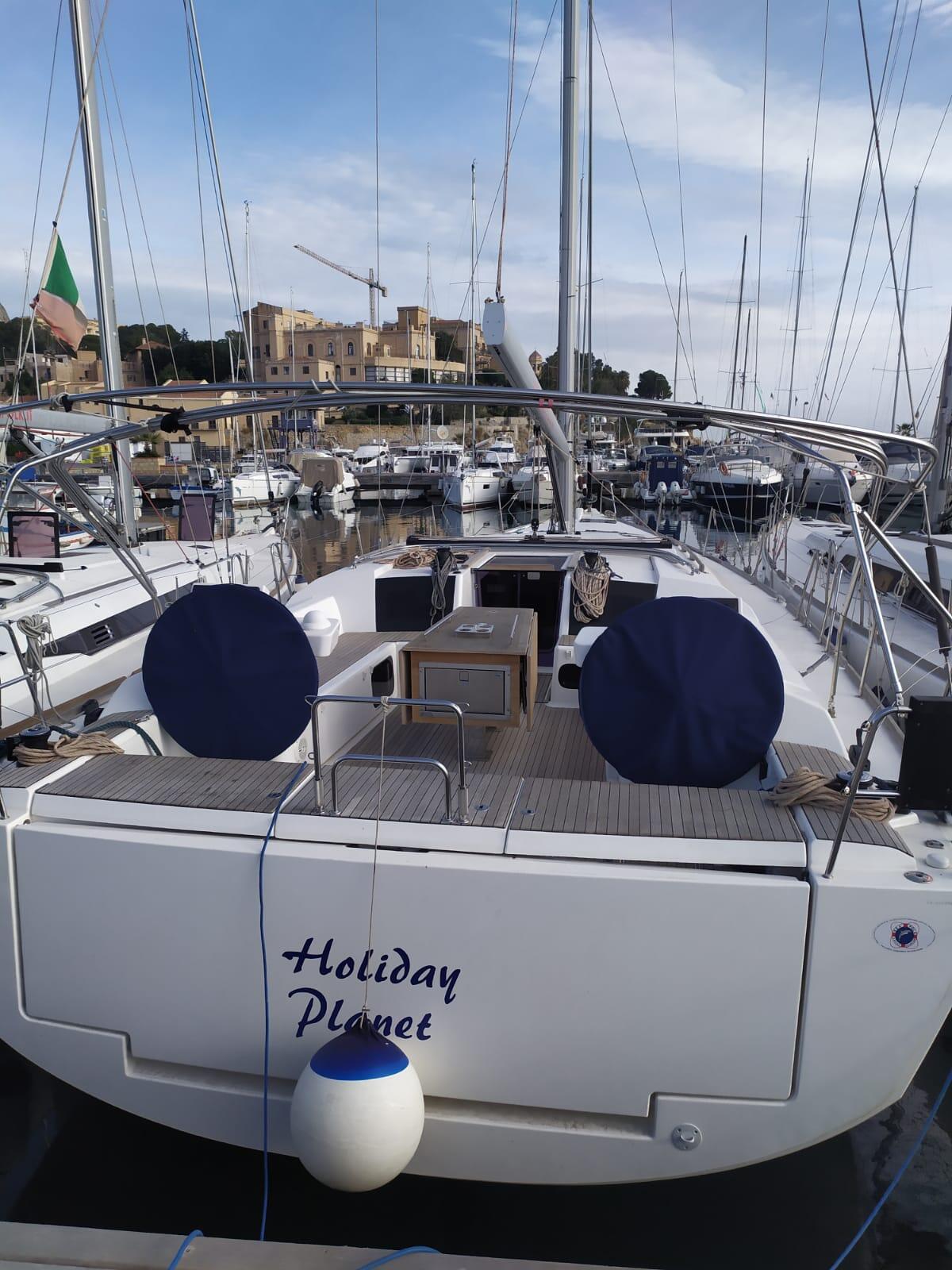 Dufour 520 GL Holiday Planet
