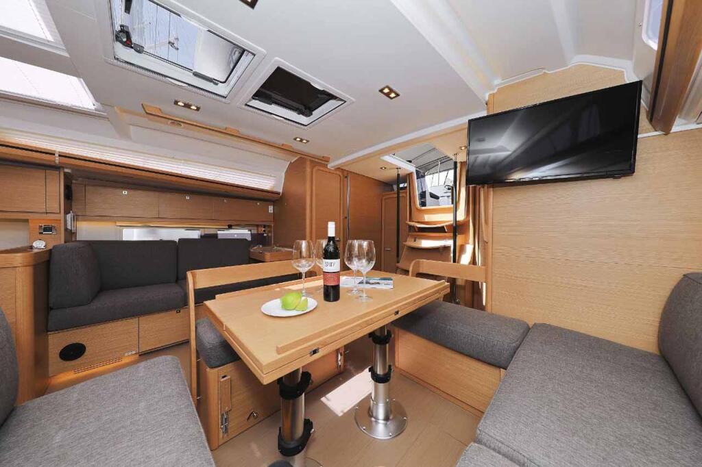 Dufour 520 GL Luna 77