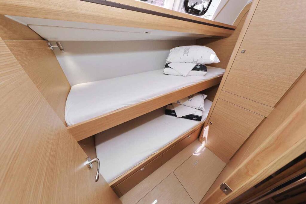 Dufour 520 GL Luna 77