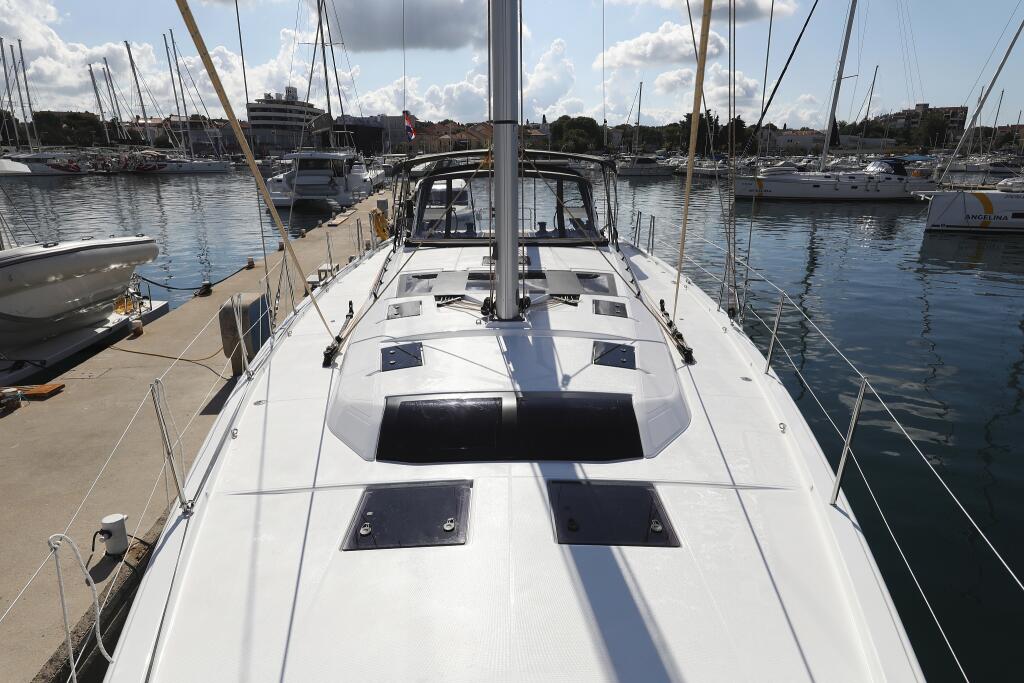 Dufour 530 Blue Therapy