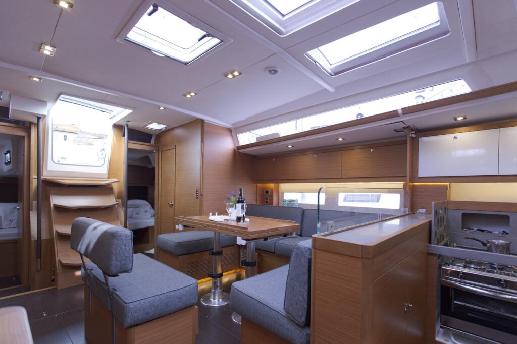 Dufour 530 Astrid