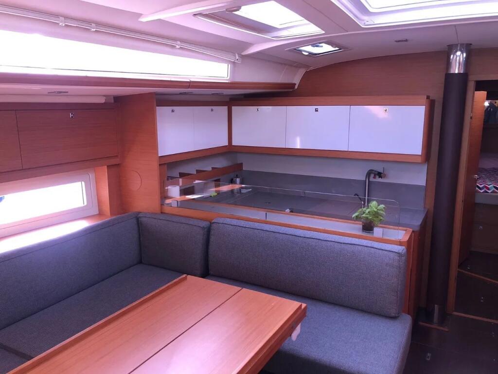 Dufour 530 Saro