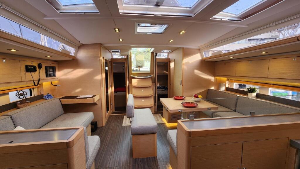 Dufour 530 Saro