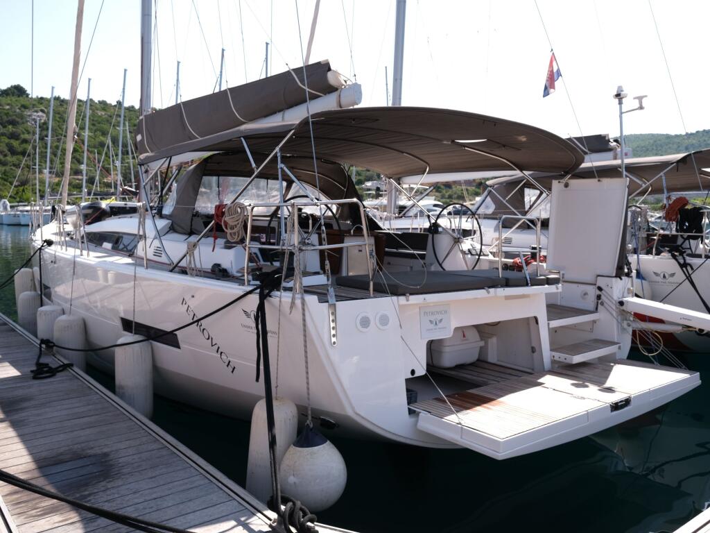 Dufour 560 GL Petrovich