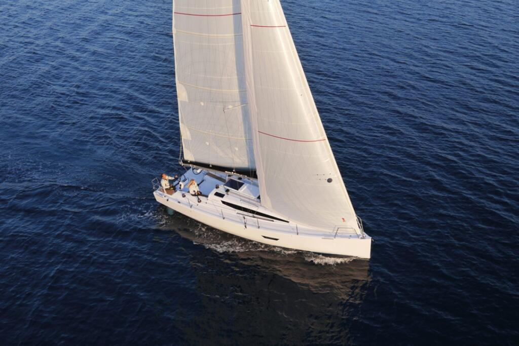 Elan E4 Sky