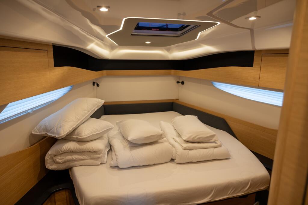 Elan E6 Sailing Grace