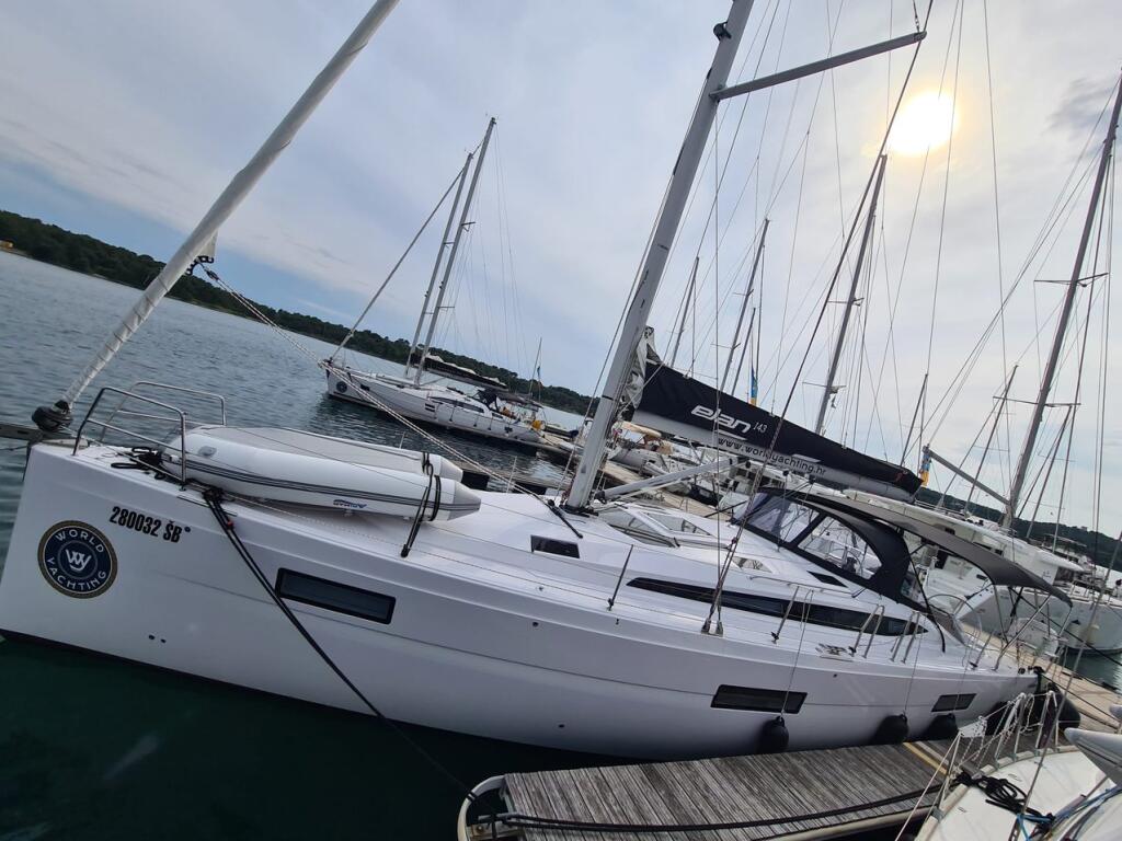 Elan Impression 45 First Edition