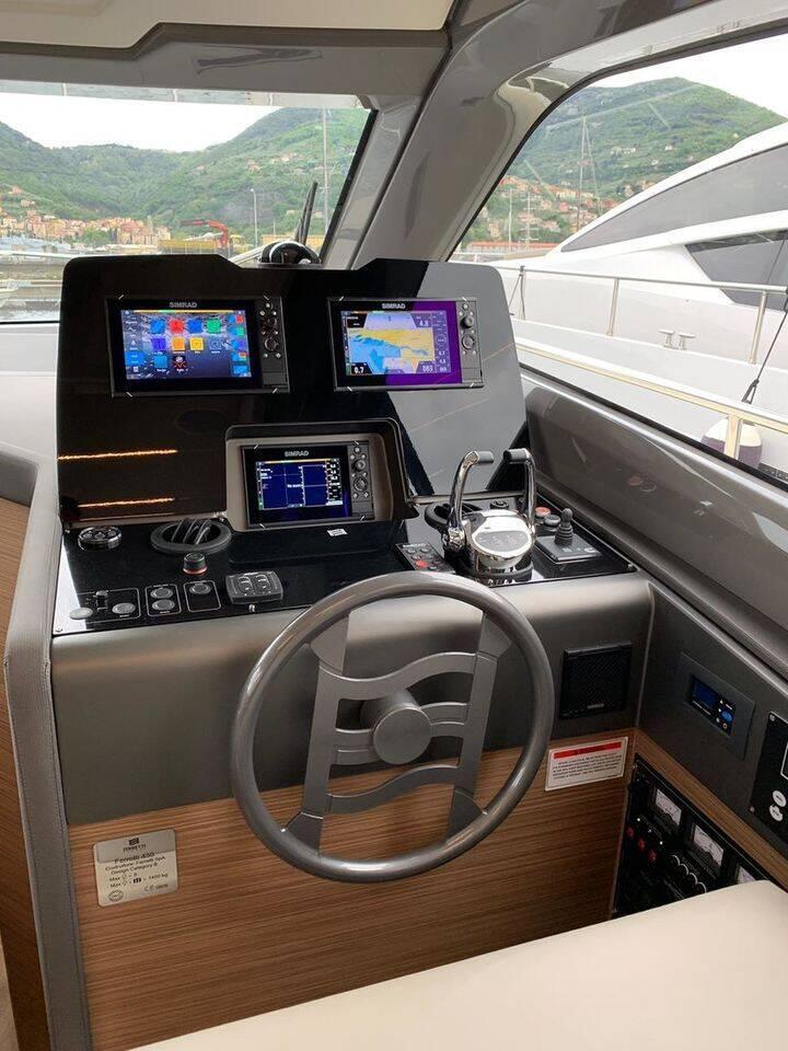 Ferretti Yachts 450 Dream